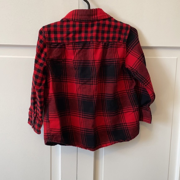 Baby Gap red and black plaid button up flannel 18-24 months - Picture 3 of 3